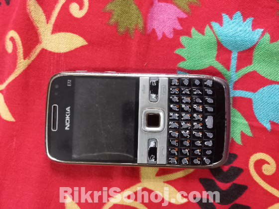 Nokia E72